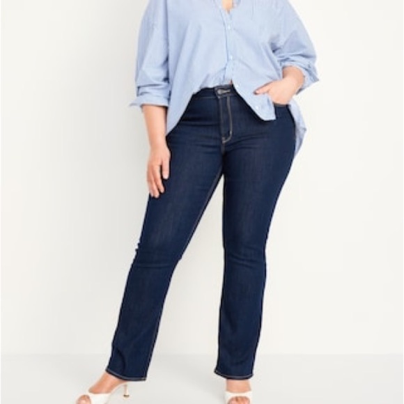 Old Navy Mid Rise Wow Boot Cut Dark Blue Jeans Denim Size 14 - Picture 1 of 12
